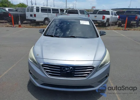2015 Hyundai Sonata Limited z USA, uszkodzony, nr VIN 5NPE34AF0FH157756